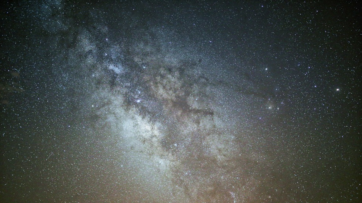 La inteligencia artificial detecta 72 señales de radio de origen desconocido