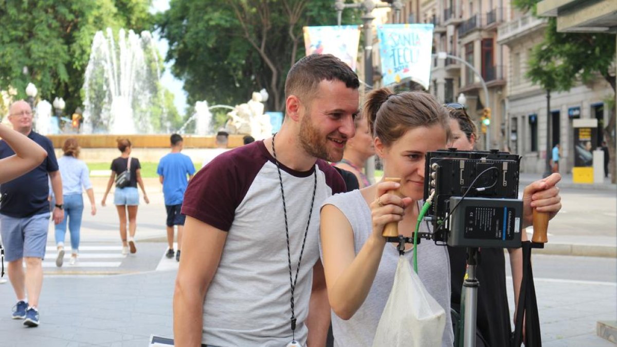 Carla Simón roda un curtmetratge sobre el VIH a Tarragona i a Tivissa