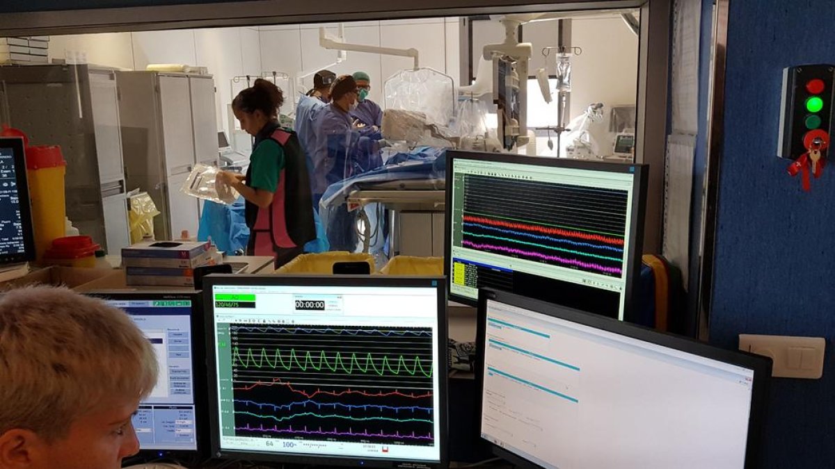 La segunda sala de hemodinámica evitará 600 derivaciones anuales en Barcelona
