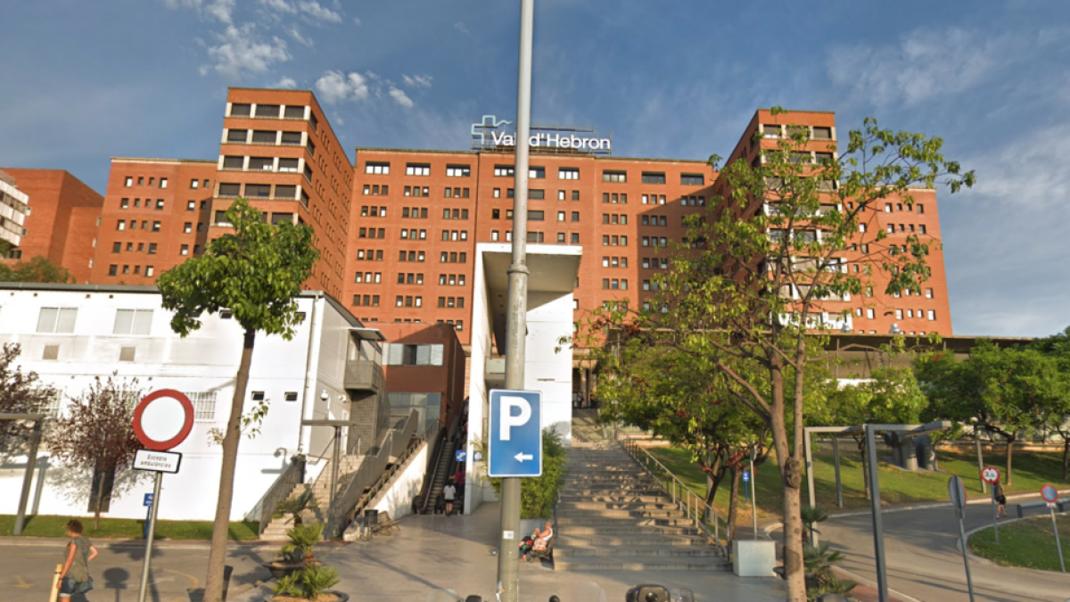 Detingut un home de 21 anys per donar una pallissa al seu fill de dos mesos