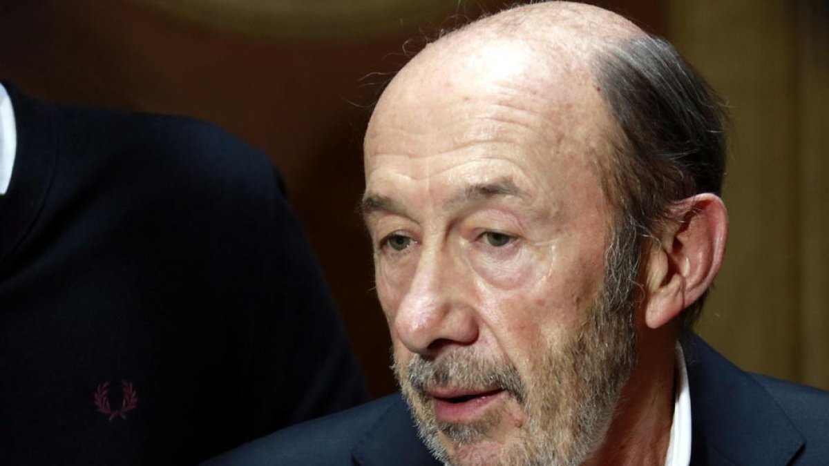 Alfredo Pérez Rubalcaba, greu després de patir un ictus