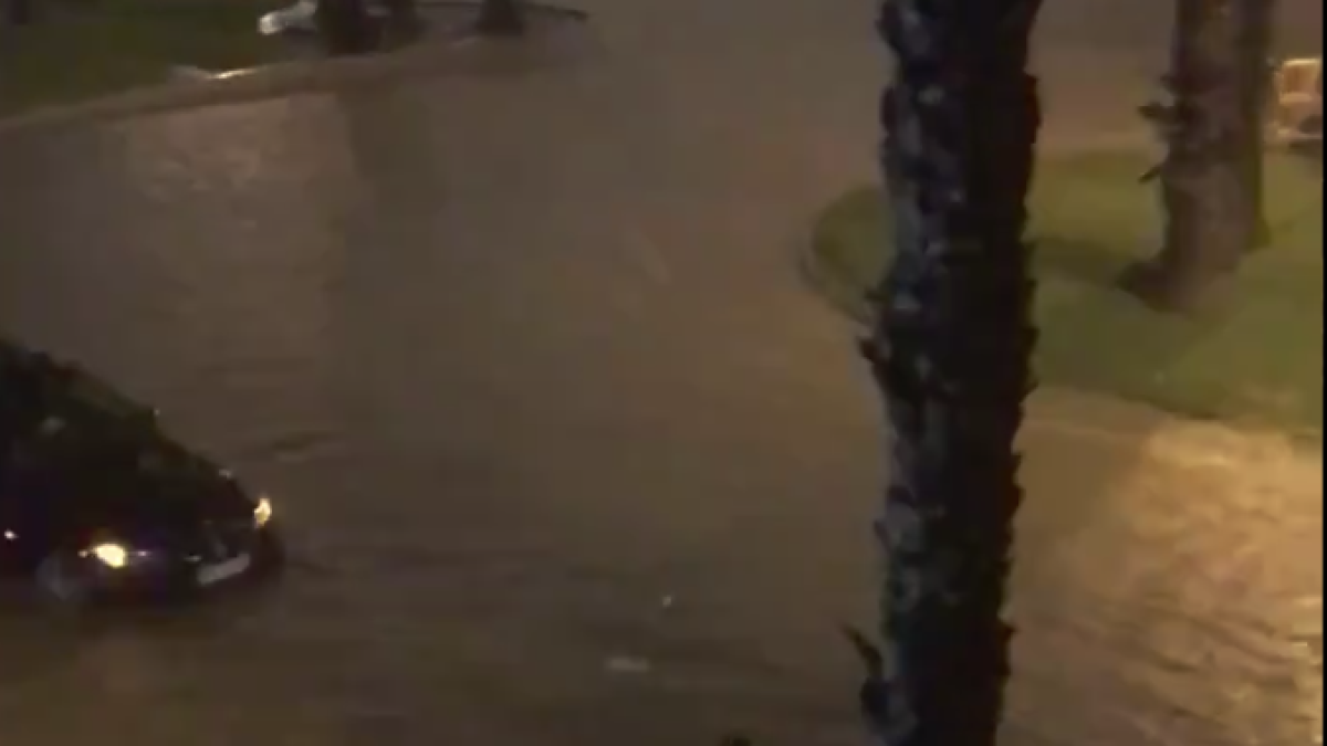 carrers inundats a Salou