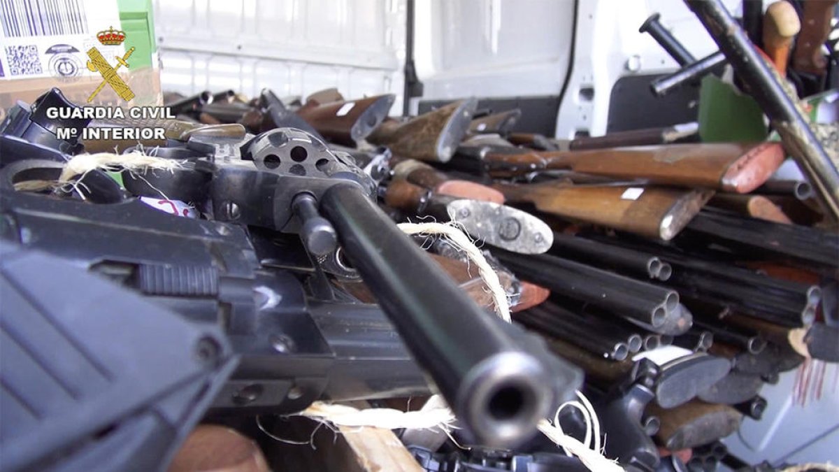 La Guardia Civil destruyó 2.000 armas de fuego en Tarragona en el 2018