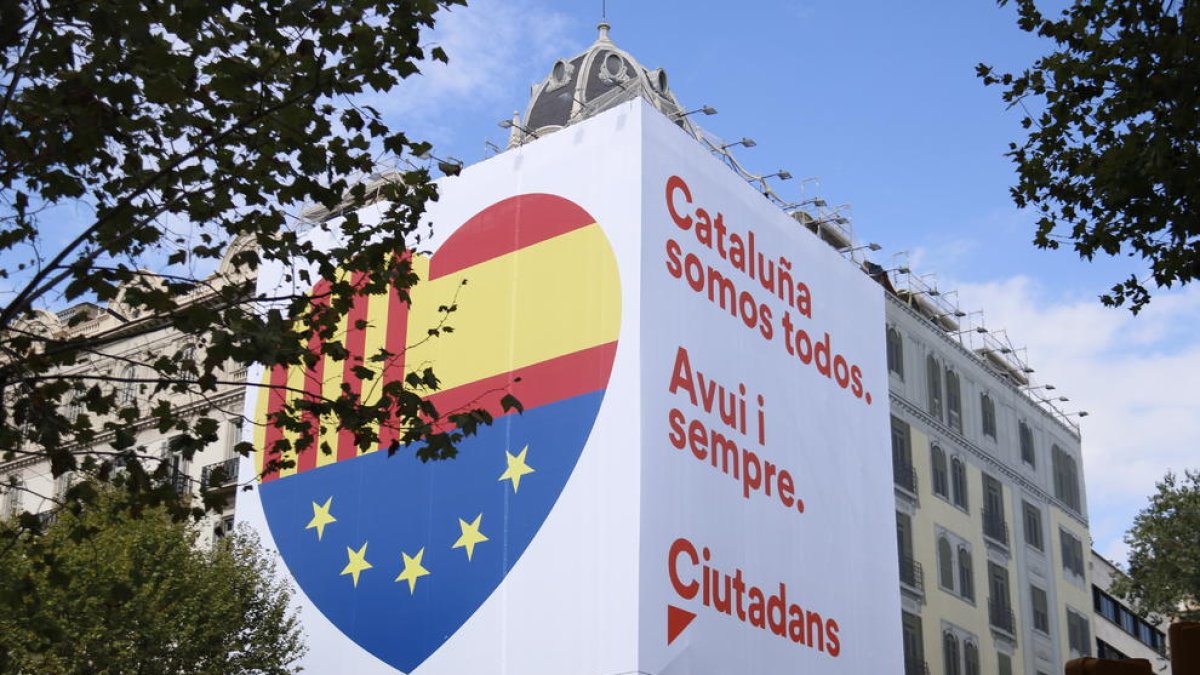 Roldán exige a Tuesta que «deje de amenazar con referéndums ilegales»