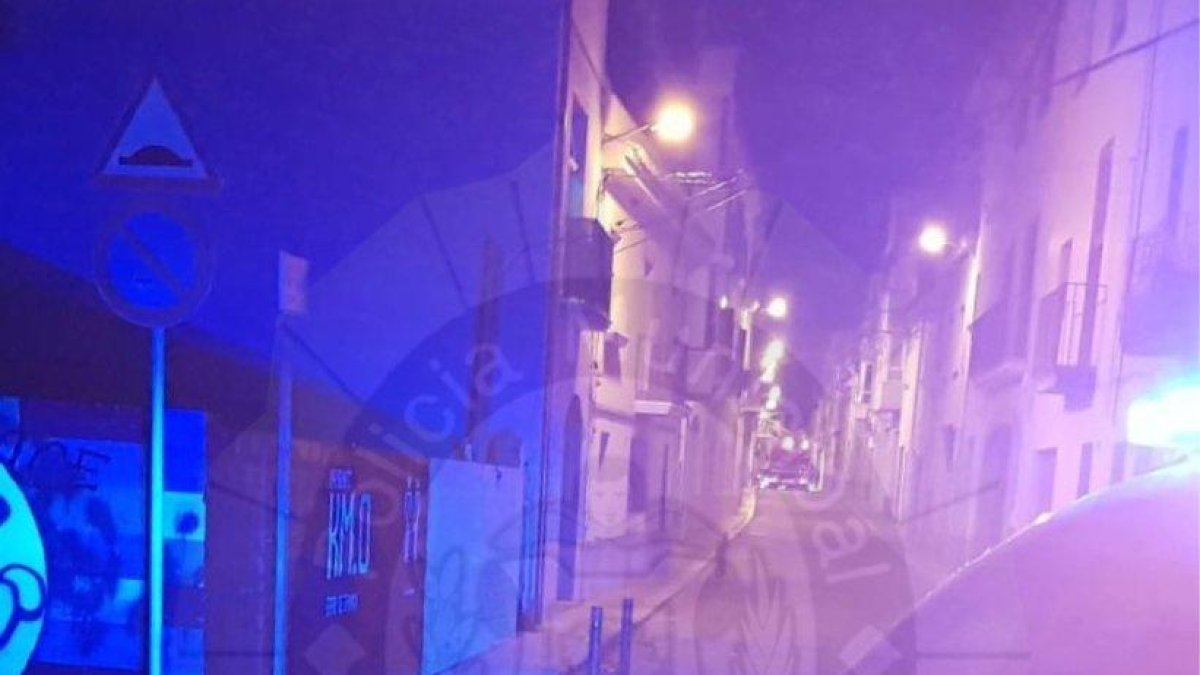 Detenen una persona per maltractar la seva parella