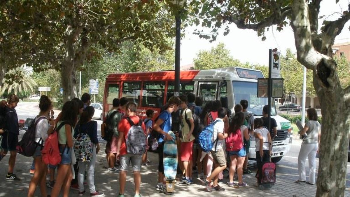 El autobús urbano de Cambrils inicia el curso con nuevos horarios y recorridos