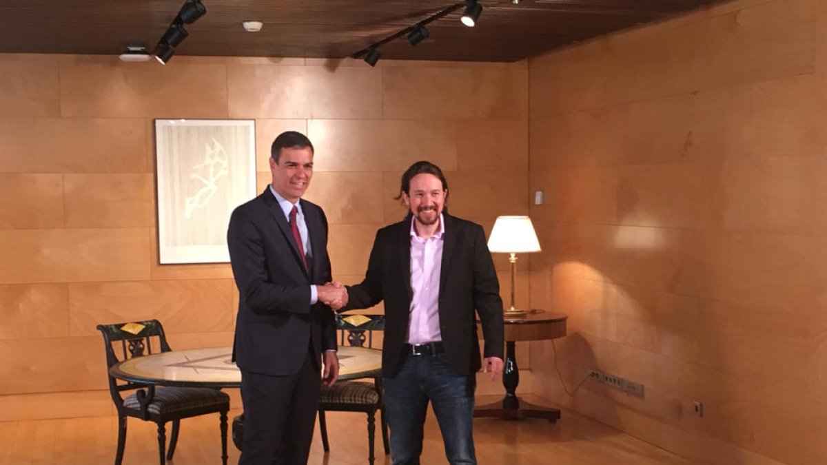 Sánchez e Iglesias no acercan posiciones a dos semanas de la investidura