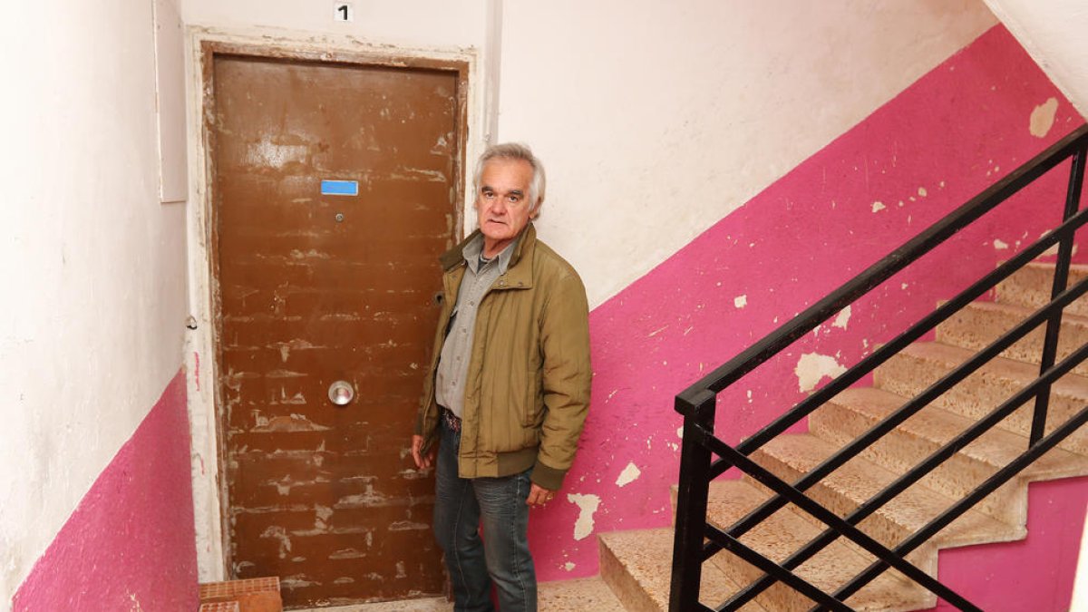 Veïns de Mas Pellicer aturen dues ocupacions en una setmana