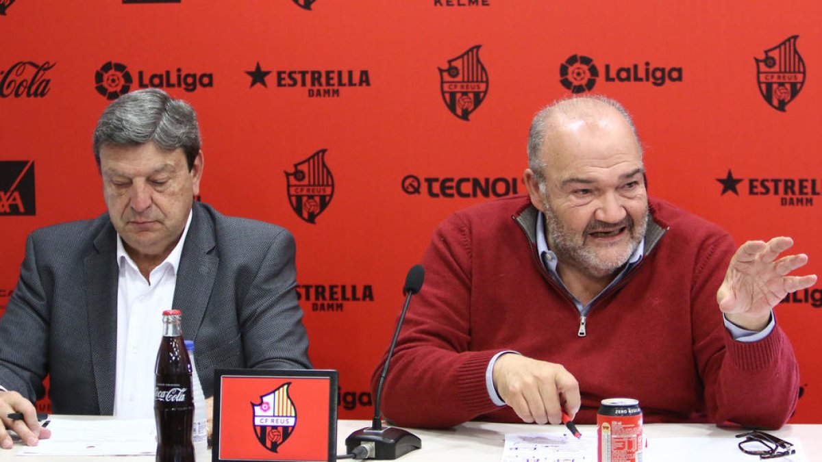 Oliver promete a la plantilla del Reus una solución antes del fin de semana