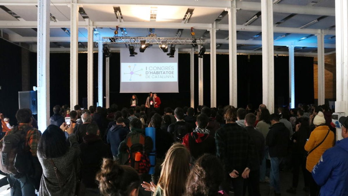 El Congrés de l'Habitatge exigeix aturar tots els desnonaments i aposta per