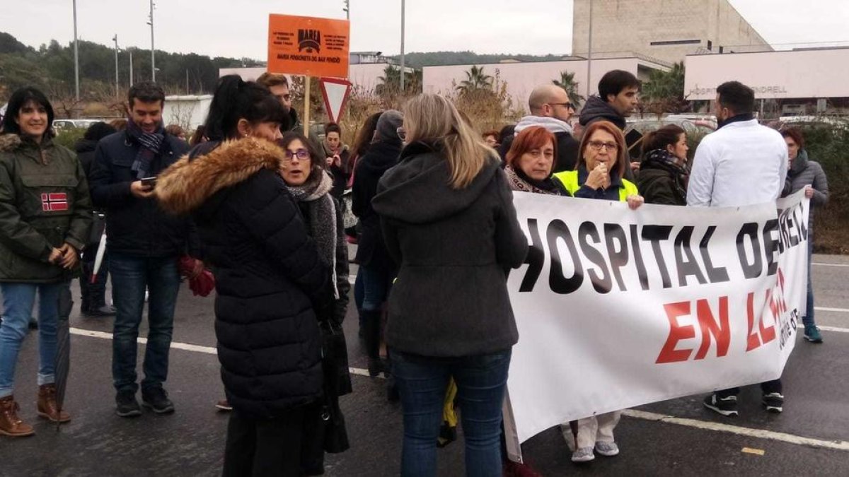 Els sanitaris de l'Hospital del Vendrell tallen de nou l'N-340