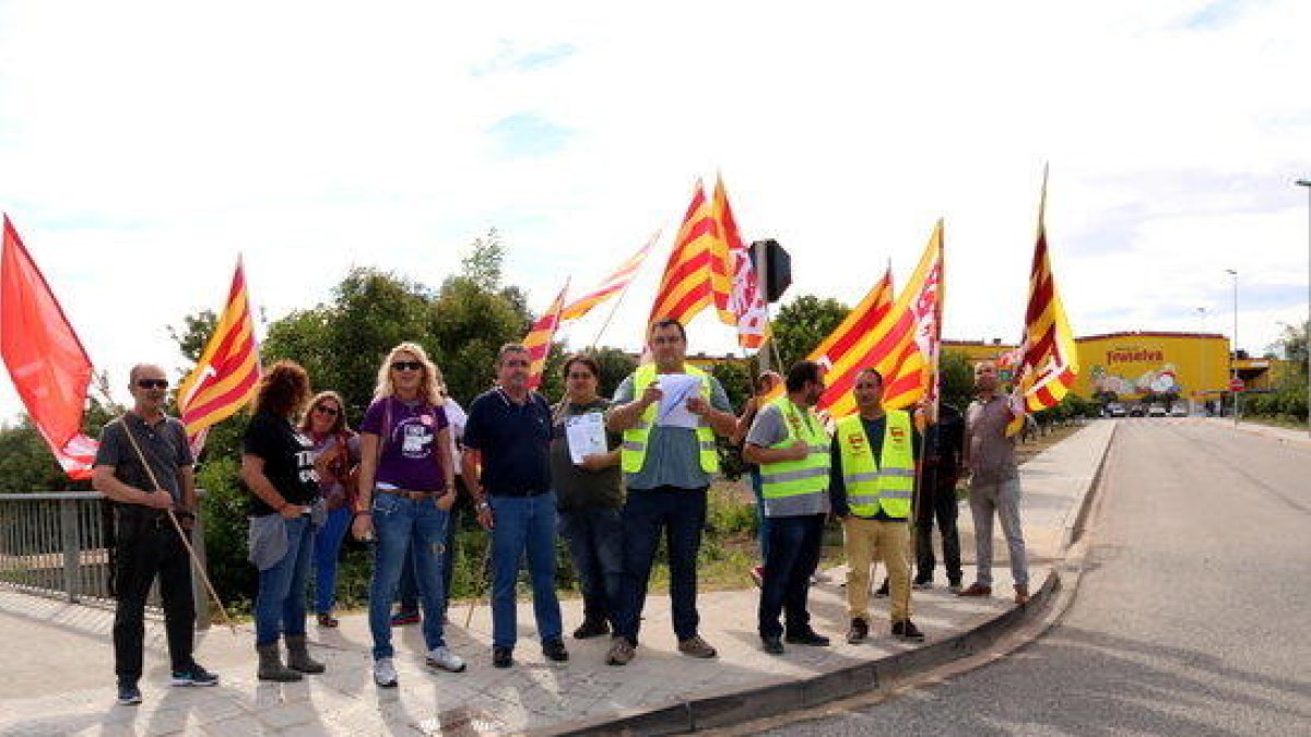 El personal subcontratado de Fruselva, en pie de guerra