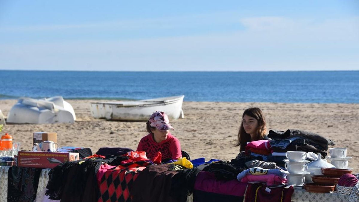 Arriba el segon Mercat d'intercanvi i segona mà de Torredembarra