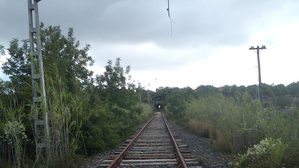 La recuperació de la línia Reus-Roda avala la provisionalitat del tercer fil