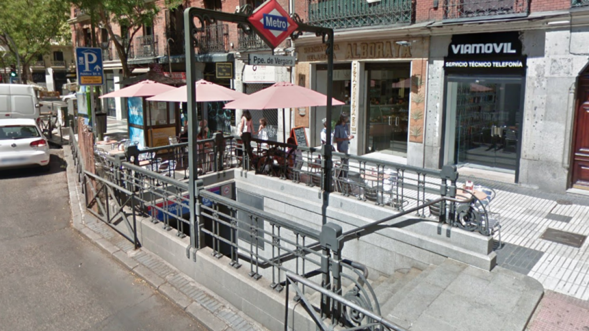 Caos y pánico en el metro de Madrid por|para la explosión de un ordenador portátil