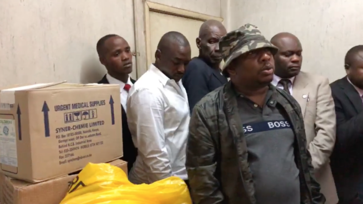 Encuentran los cadáveres de 12 bebés escondidos en cajas de cartón en un hospital