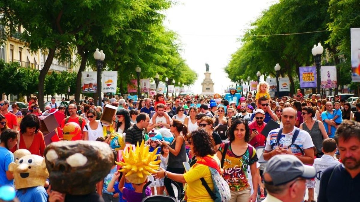 El centro de la ciudad celebra una Santa Tecla inclusiva