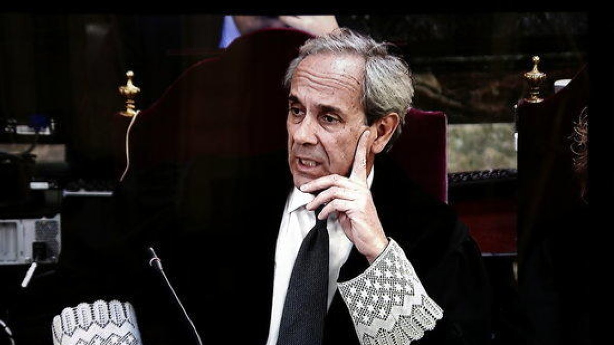 La fiscalia diu que el judici s'ha de fer al Suprem perquè «derogar» la Constitució estava «en la diana» del procés