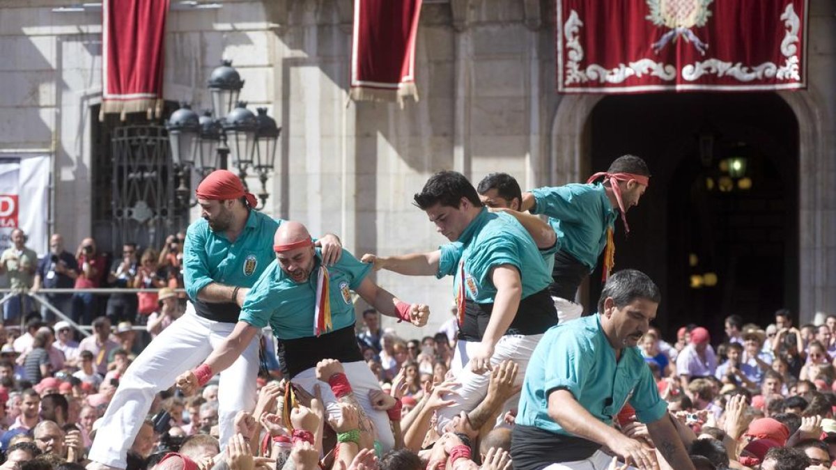 Santa Tecla, diada, castells