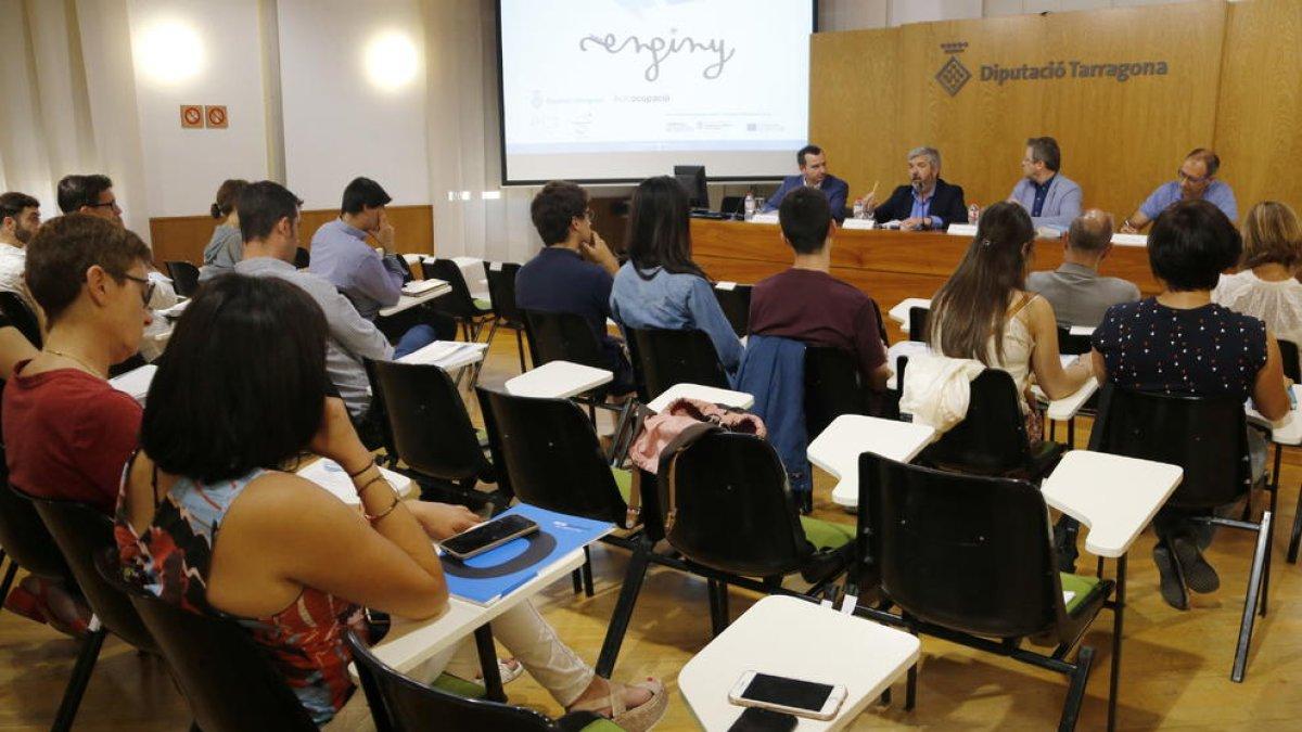El projecte 'Enginy' presenta quatre idees per millorar els parcs temàtics