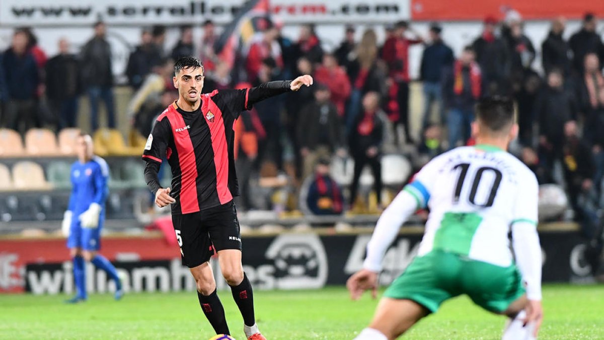 El Reus es el segundo equipo de Segunda División A que más pases realiza