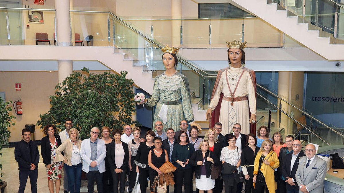 Una vintena de cambrilencs celebren el seu 60è aniversari