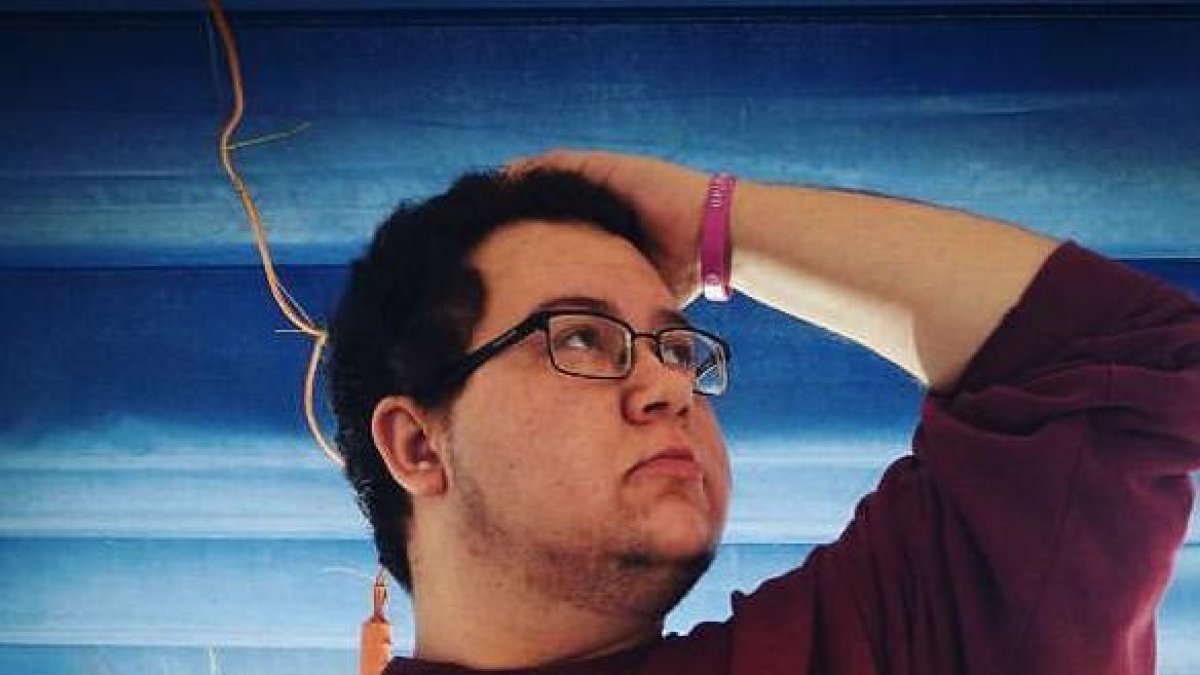 «Siempre tienes que explicar por qué te has cambiado el DNI»