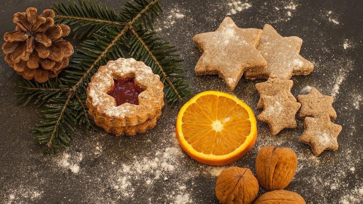Galletas de patatas, canela y nueces.