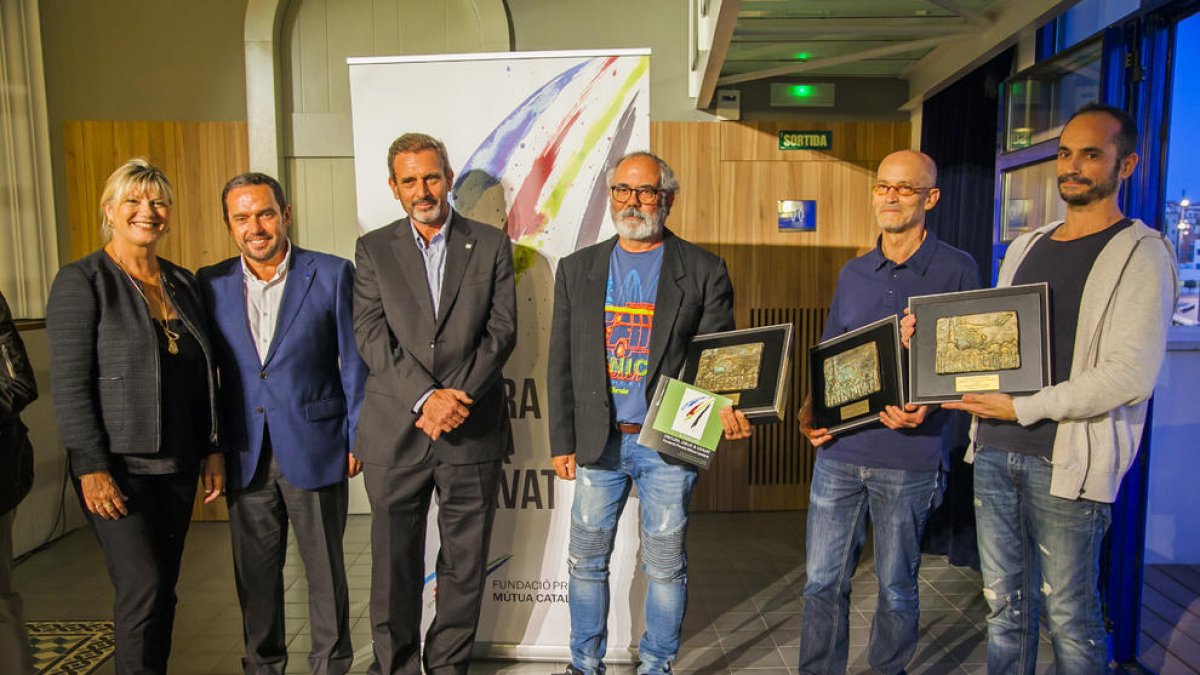 La Fundació Mútua Catalana entrega los premios del III Concurso de Pintura, Dibujo y Grabado