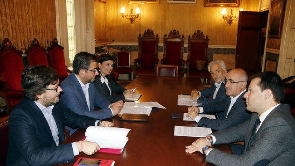 Acuerdo entre la Generalitat y el Ayuntamiento de Tarragona por la cesión del Palau d'Esports