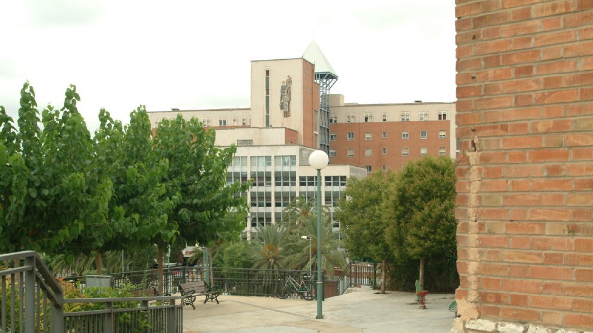 Convocan una reunión in extremis para parar la huelga de primaria