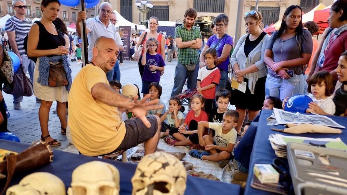 Milers de persones participen a la Nit Europea de la Recerca a Tarragona