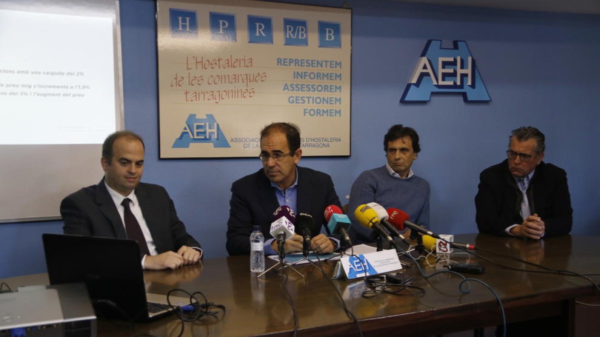 càmpings, turisme, inversions, Tarragona, apartaments, hotels