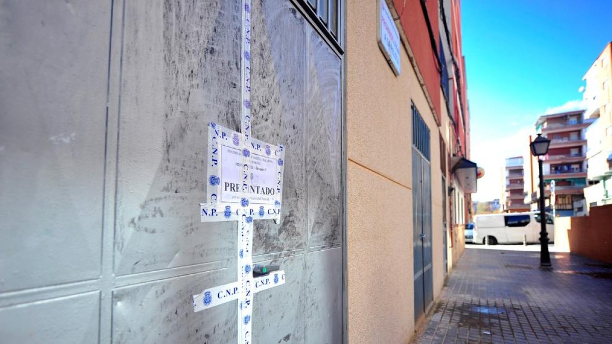 Detenida una chica de 19 años acusada de matar a la expareja de su chico