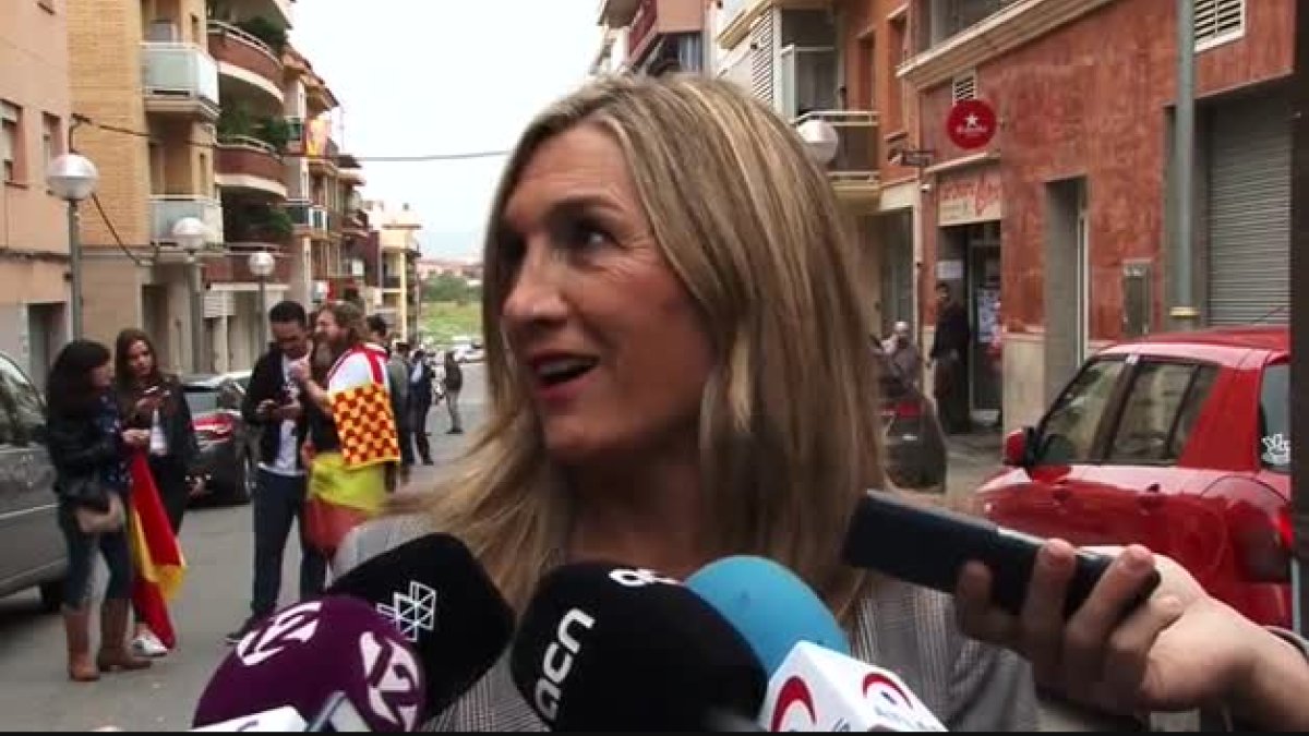 espanya, concentració, enfrontaments, tensió, VOX, mossos d'esquadra, catalunya, Barri Bonavista, partidaris, jornades formatives