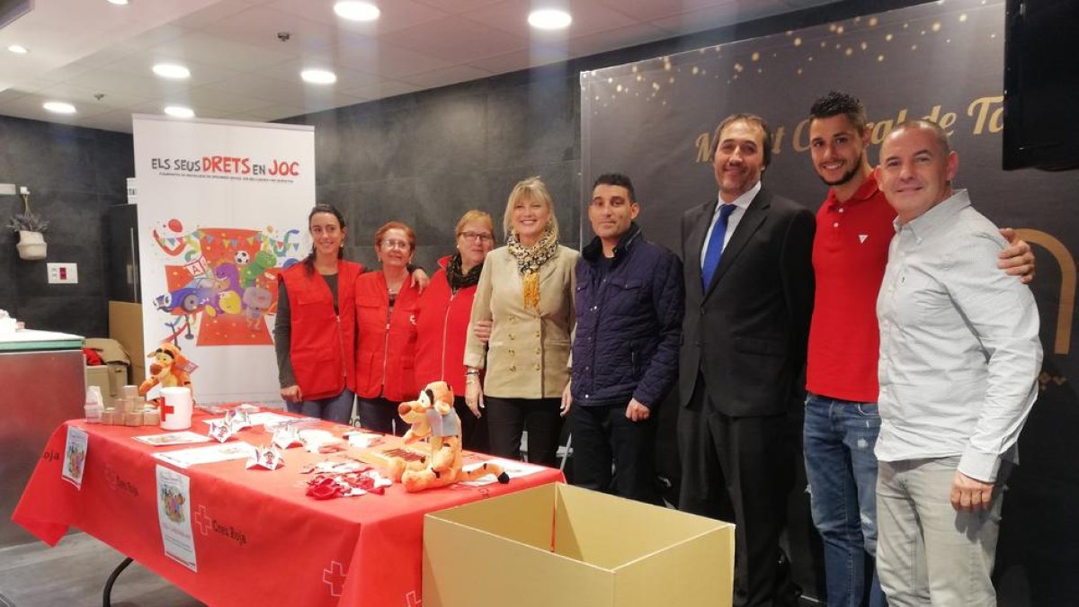 Entrada gratis para asistir al enfrentamiento Nàstic-Granada en los que regalen un juguete