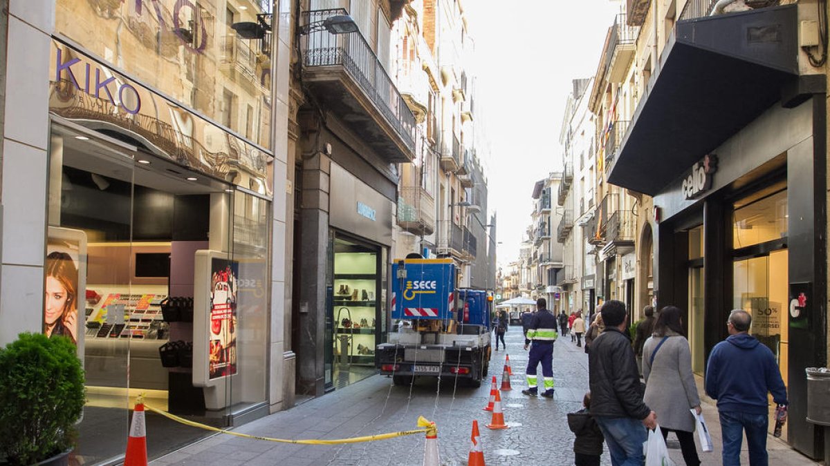 El Vuelco de Reus celebra la rebaja del alquiler de las luces de Navidad