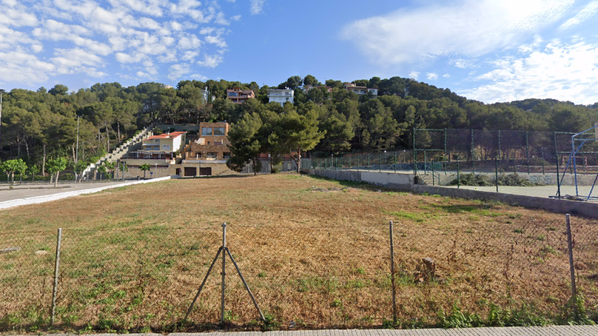 La construcció d'un centre social a La Móra, entre les demandes de Ciutadans