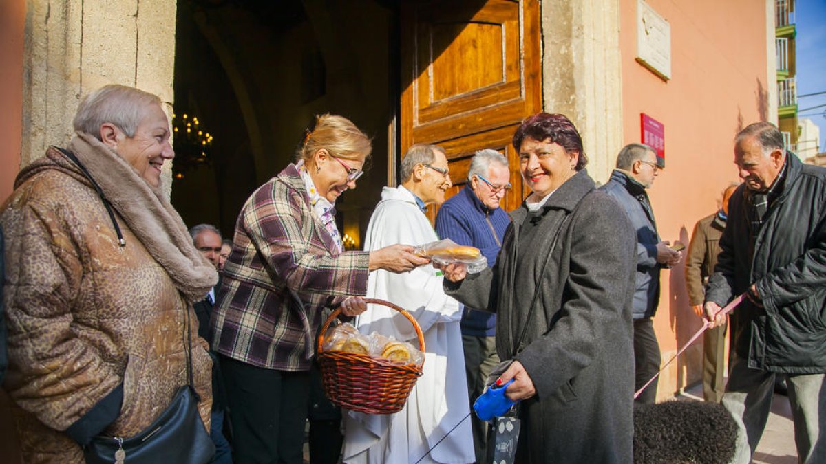 El Gremi de Pagesos compleix amb la tradició de beneir les mascotes