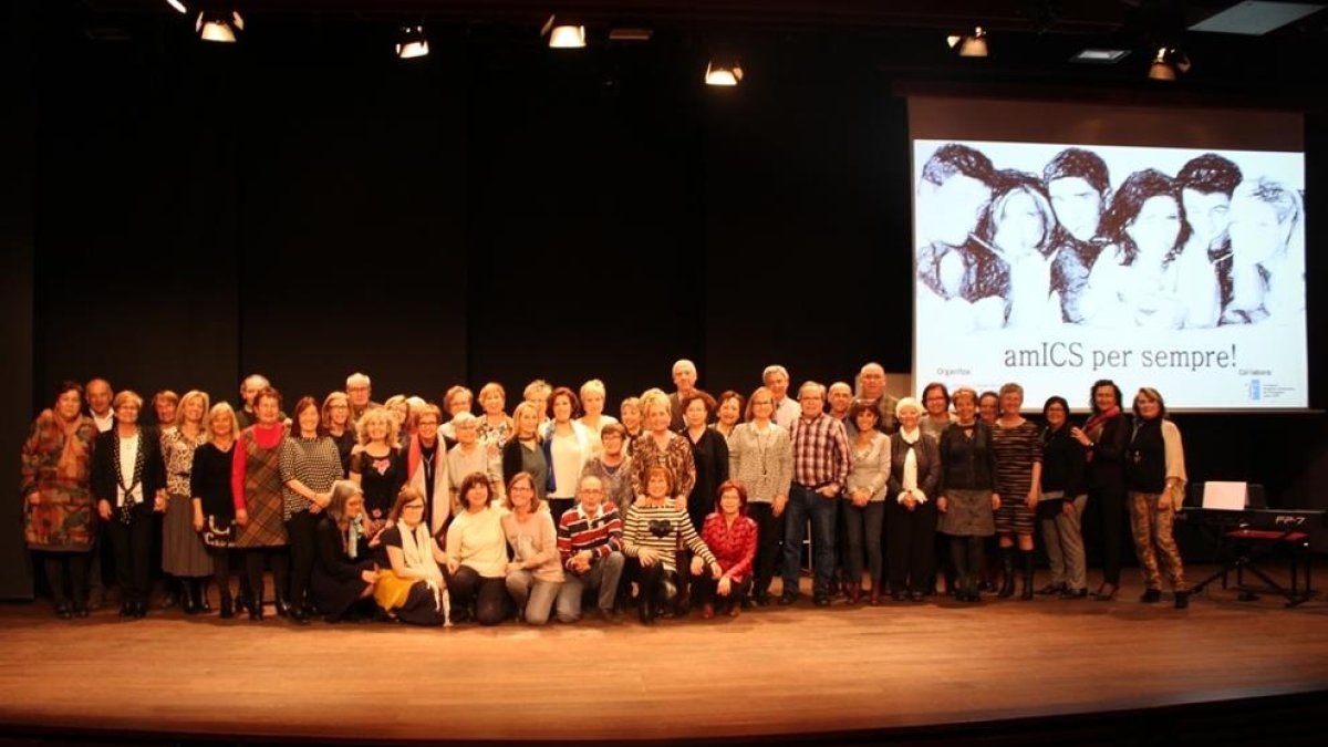 L'ICS Camp de Tarragona homenatja els treballadors que es van jubilar el 2018