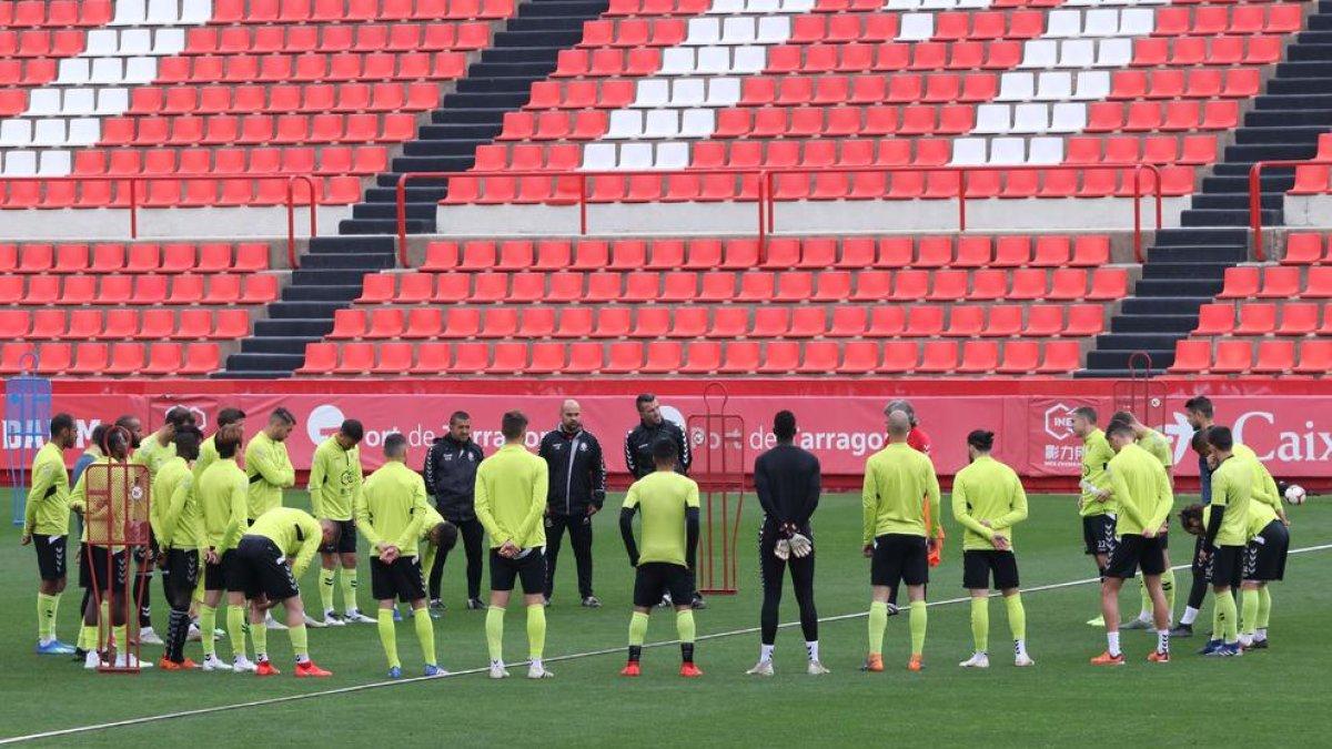 El Nàstic arranca la pretemporada con muchos movimientos pendientes