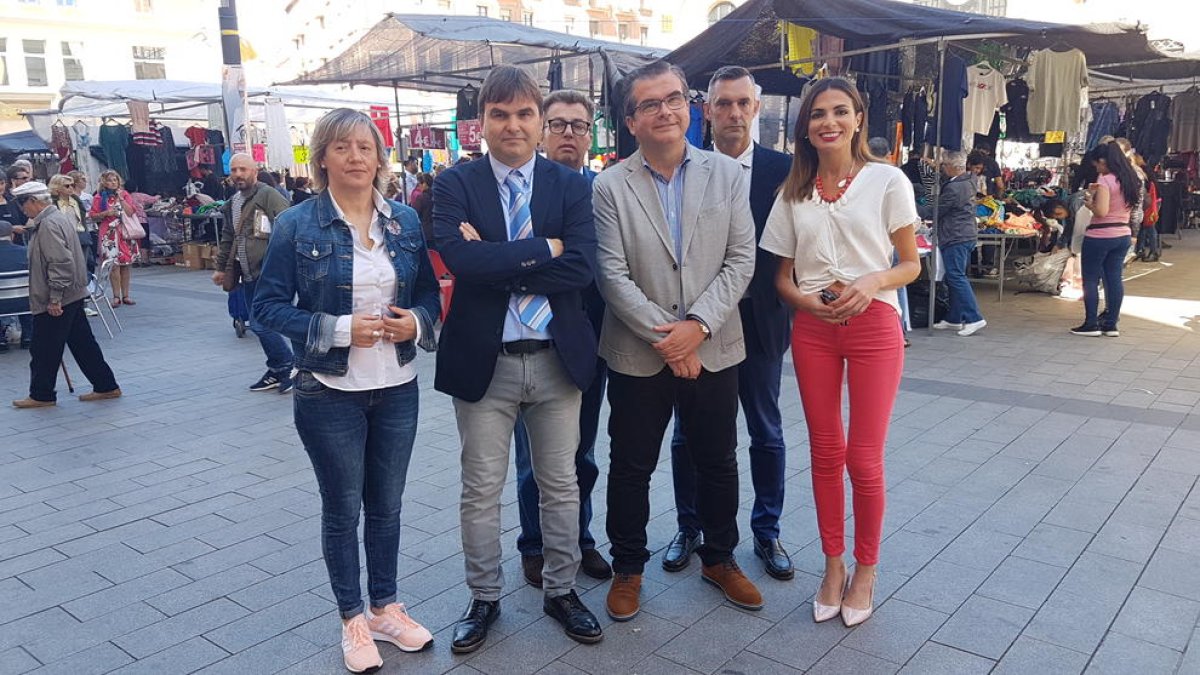 Martín vol limitar l'espai al cotxe a Unió i Apodaca amb un sol carril