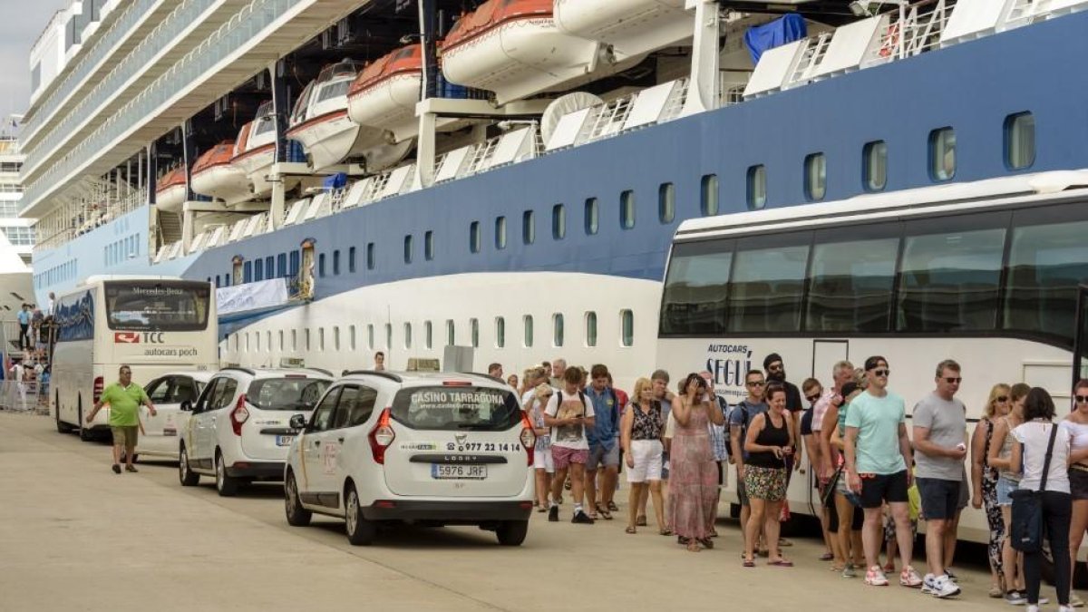 El Port de Tarragona rebrà 10.200 creueristes en només set dies