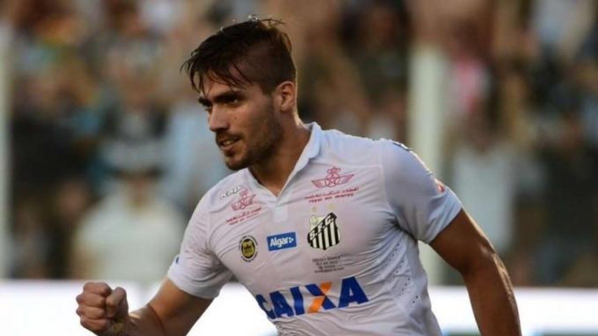 El central Noguera i Berat Sadik arriben a Tarragona per tancar la plantilla