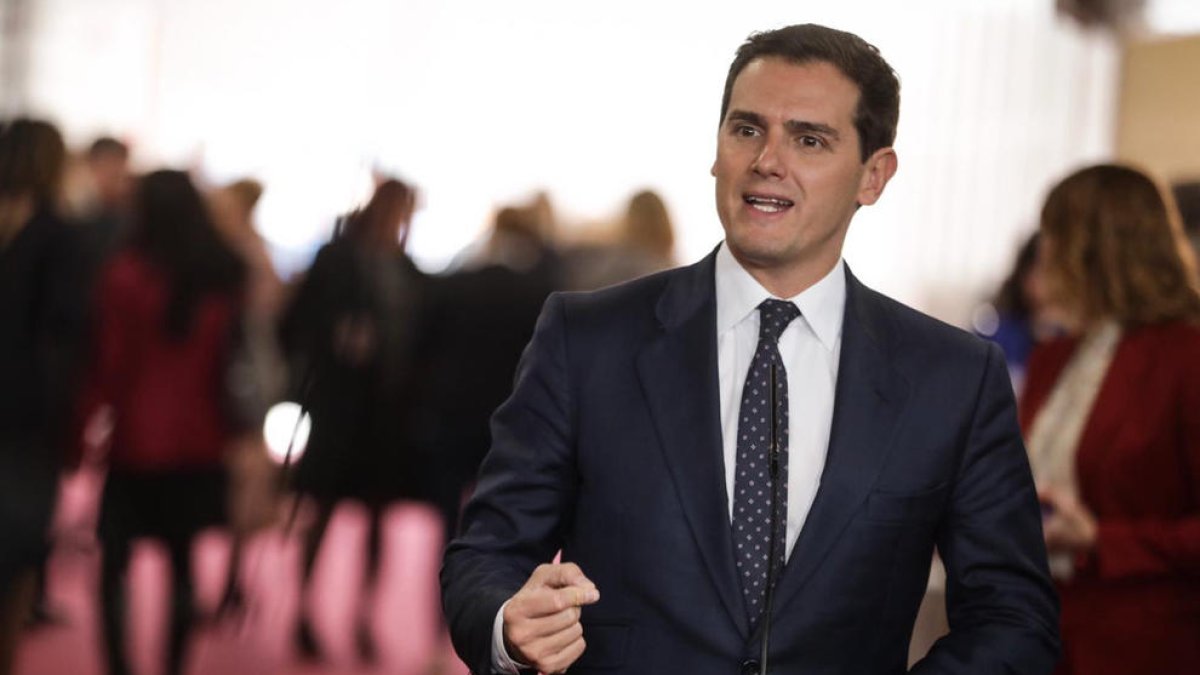Rivera diu que va entrar en política per evitar que «el Puigdemont i el Torra de torn» marquin l'agenda