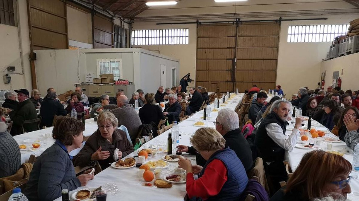 Unas 300 participantes en la XV Festa de l'Oli de Vandellòs