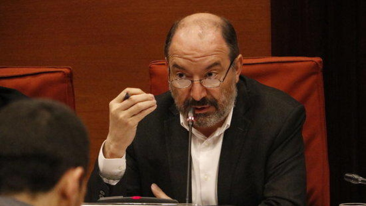 El director de TVC, Vicent Sanchis, durant la seva intervenció a la comissió de control de la CCMA el 5 d'abril.