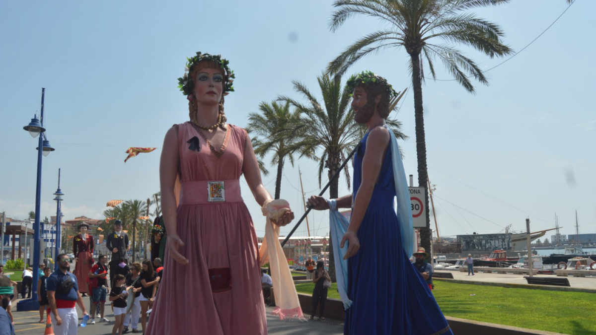 Gegants del Port quieren la cesión de la antigua sede de XIquets del Serrallo