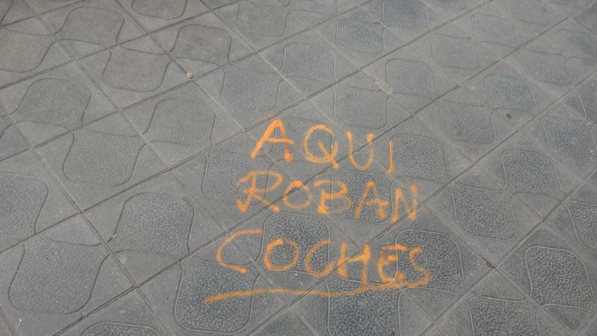 Vuelven a romper cristales en vehículos