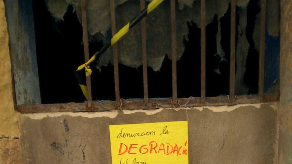 Denuncian malos olores provenientes de un edificio abandonado de la Parte Alta
